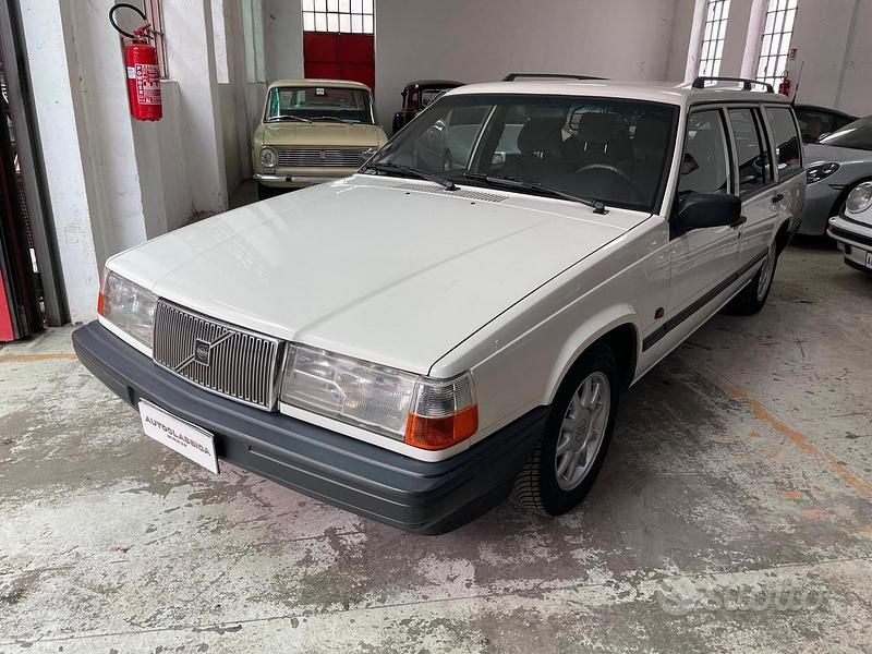 Usata Volvo Polar 111 CV (81 kW) 1993 Bianco Station wagon