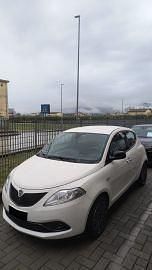 Usata Lancia Ypsilon Gold 69 CV (50 kW) 2021 Altro Utilitaria