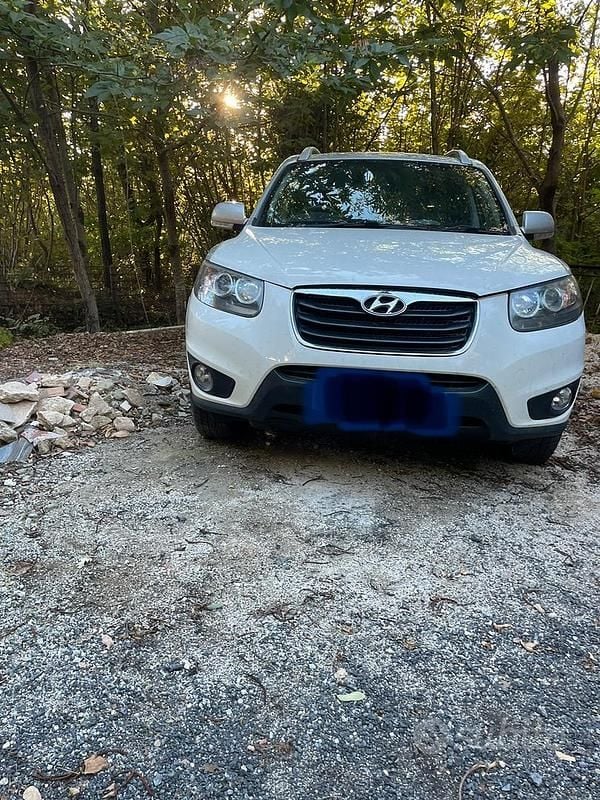 Grigio Usata 2012 Hyundai Santa Fe SUV | 1000 € - Immagine 1/4