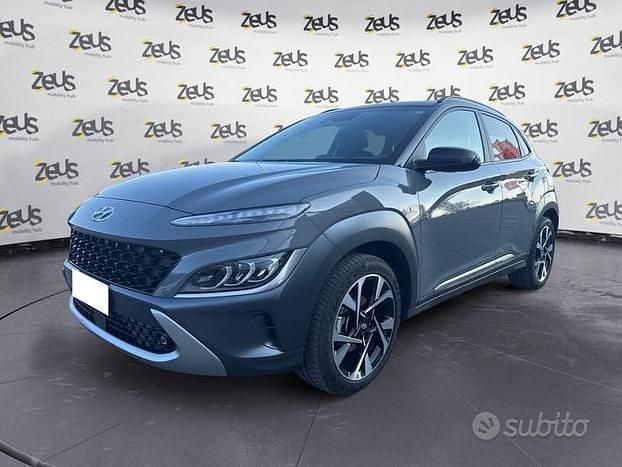 Usata 2021 Hyundai Kona SUV | 17.500 € (Cara) - Immagine 1/4
