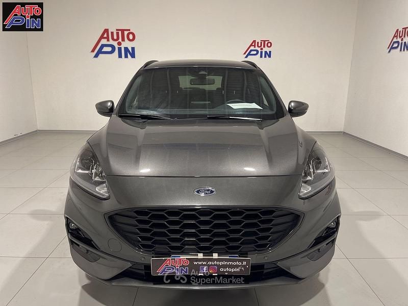 Usata Ford Kuga ST-Line 120 CV (88 kW) 2024 Grigio SUV