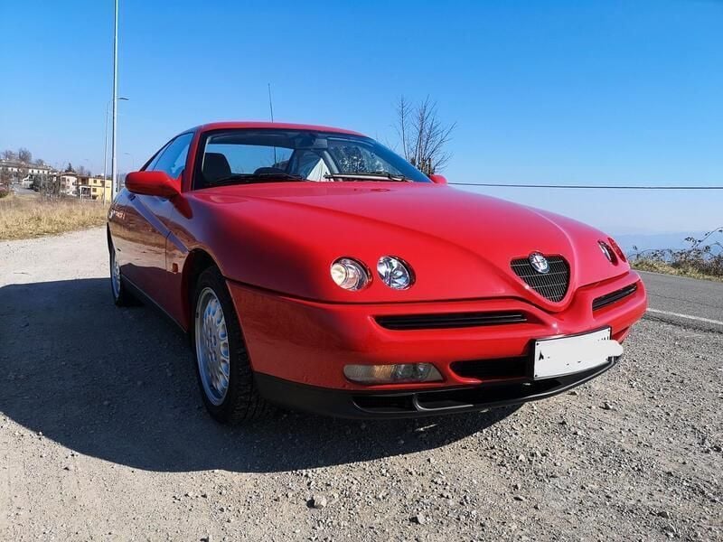 Usata Alfa Romeo GTV 201 CV (147 kW) 1996 Rosso Coupé