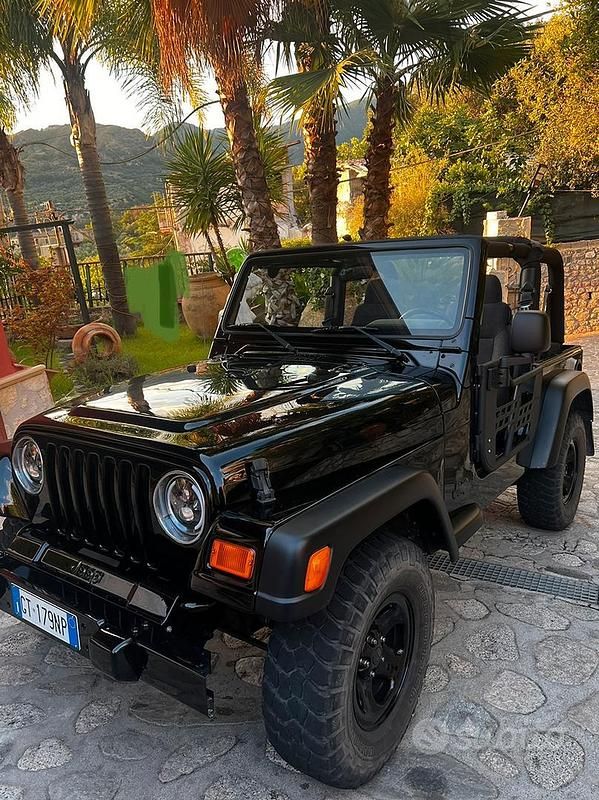 Usata Jeep Wrangler 118 CV (86 kW) 2002 SUV