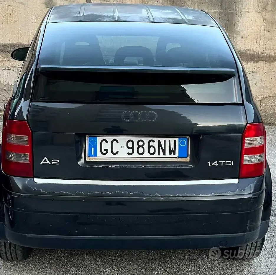 Usata Audi A2 75 CV (55 kW) 2001 Nero Utilitaria