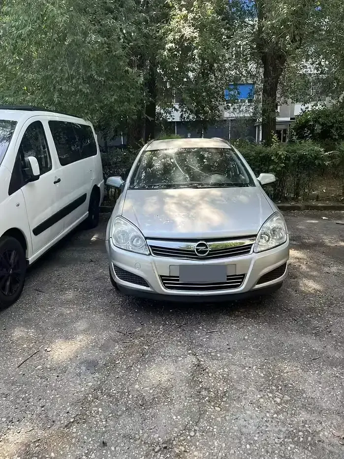 Usata Opel Astra 90 CV (66 kW) 2008 Grigio Station wagon