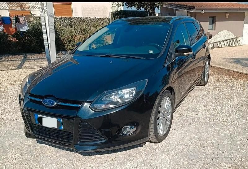 Usata Ford Focus Titanium 2012 Nero Station wagon
