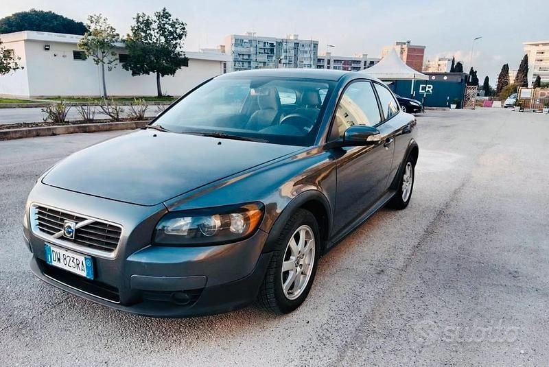 Usata Volvo C30 Momentum 136 CV (100 kW) 2008 Utilitaria