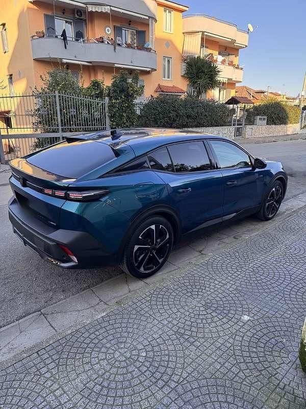 Usata Peugeot 408 Allure 179 CV (131 kW) 2023 Blu/azzurro Berlina