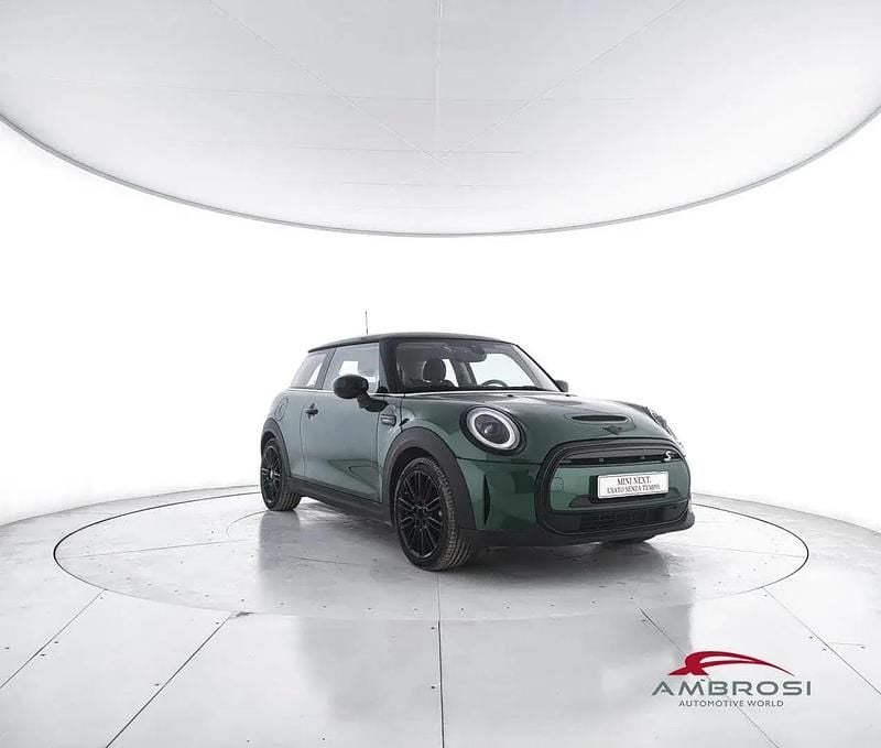 Usata Mini Cooper SE Essential 75 kW (102 CV) 2022 Verde Utilitaria