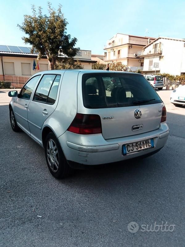 Usata VW Golf IV 2000 Berlina