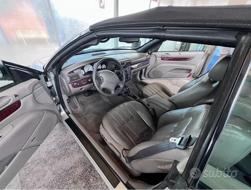 Usata Chrysler Sebring Cabriolet 2003 Grigio Cabrio