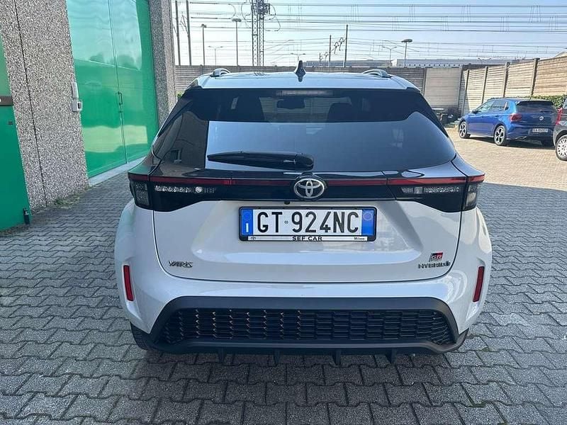 Begagnad Toyota Yaris Cross Sport 92 HK (67 kW) 2024 SUV