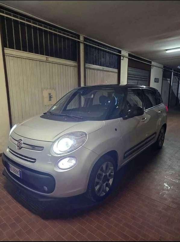 Usata Fiat 500L Living 95 CV (69 kW) 2016 Argento Monovolume