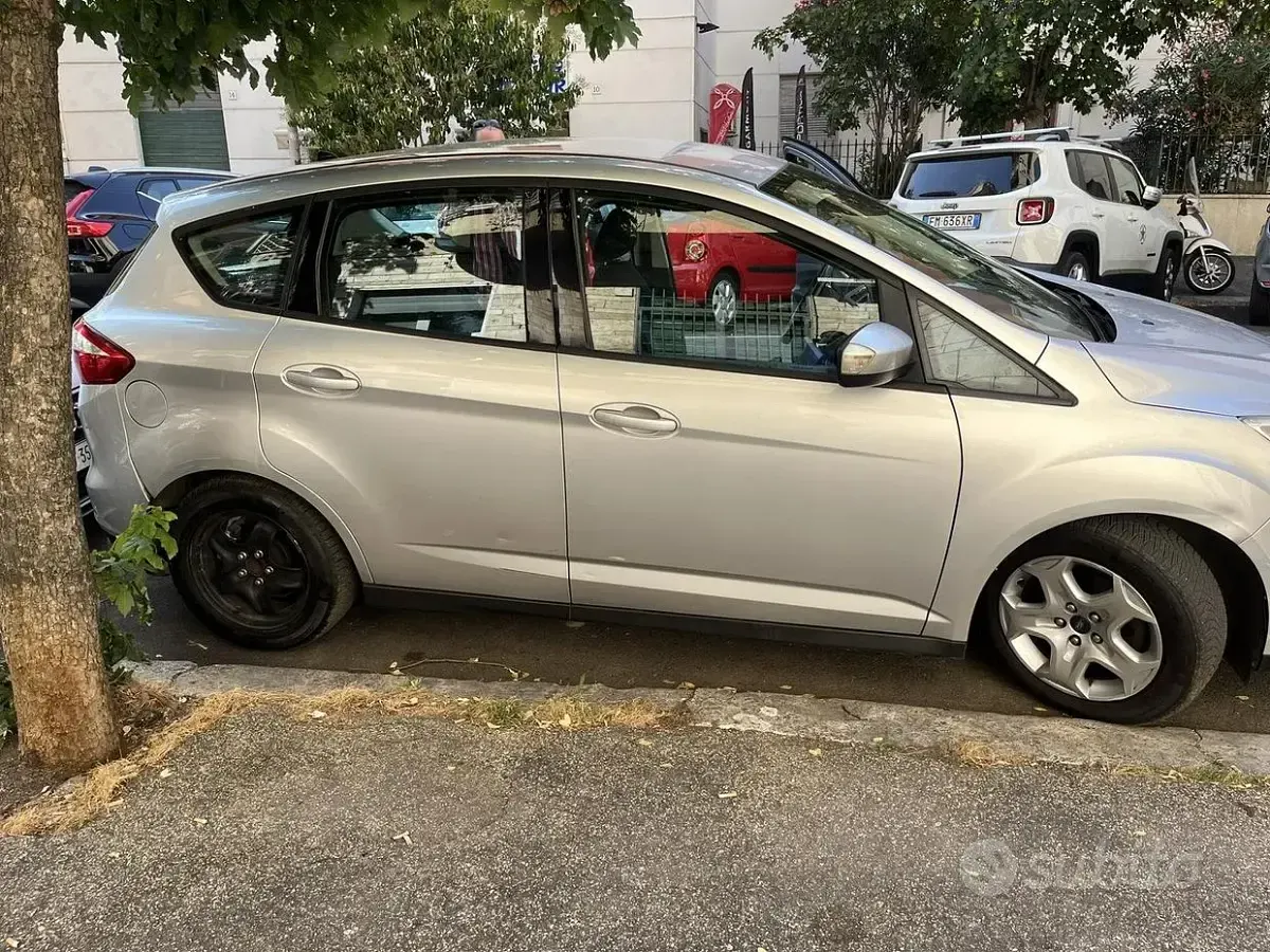 Usata Ford C-MAX Business Edition 116 CV (85 kW) 2015 Grigio Monovolume