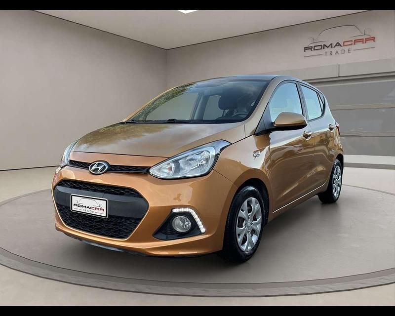 Usata Hyundai i10 Classic 67 CV (49 kW) 2016 Oro Utilitaria