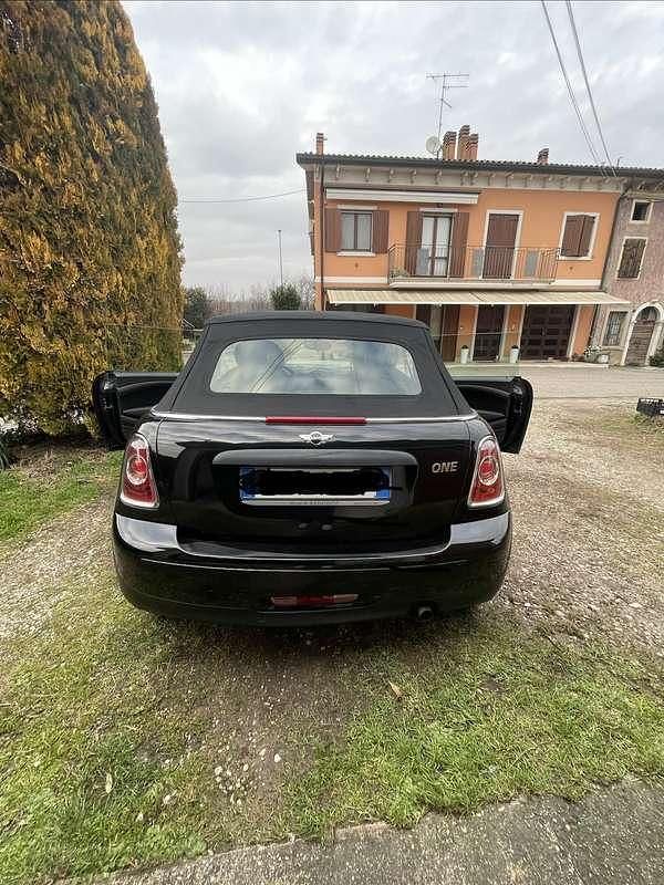 Usata Mini One Cabriolet 98 CV (72 kW) 2012 Cabrio