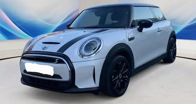 Usata Mini Cooper SE 160 kW (218 CV) 2021 Argento Utilitaria
