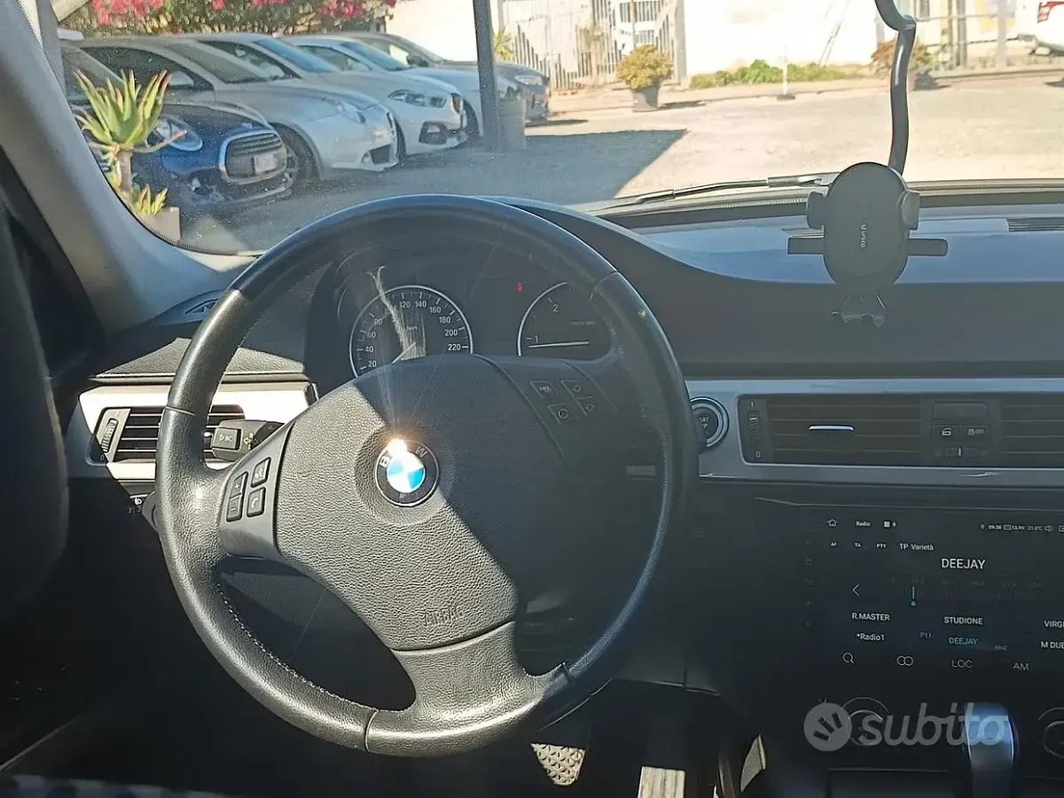 Usata BMW 320 184 CV (135 kW) 2011 Grigio Berlina