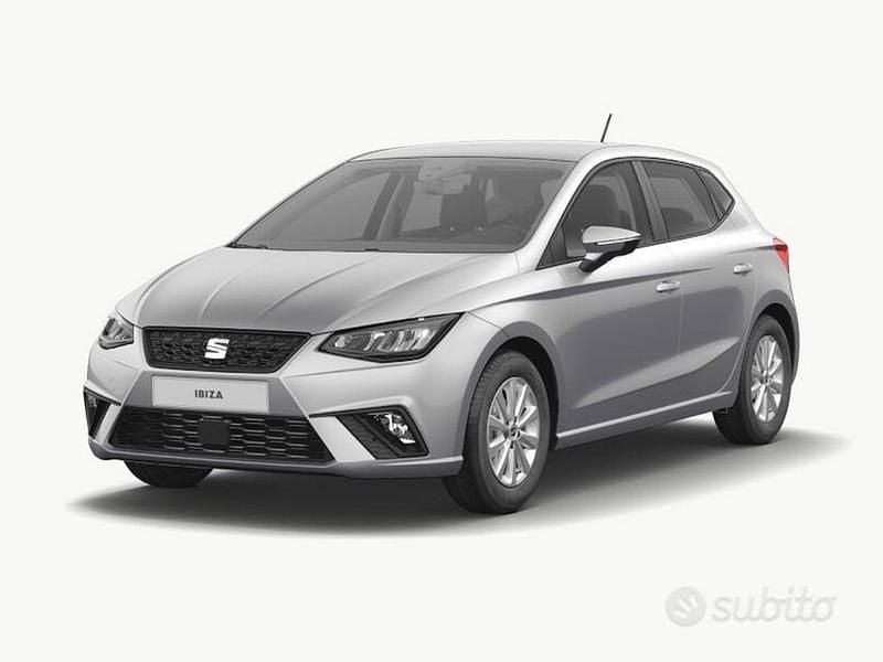 Grigio Usata 2024 Seat Ibiza Business Tre volumi | 19.250 € (Molto cara) - Immagine 1/4