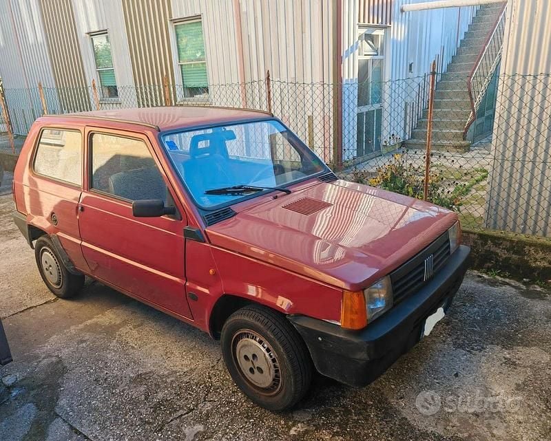 Usata Fiat Panda Young 39 CV (28 kW) 2000 Rosso Utilitaria