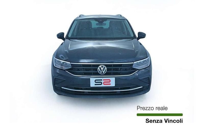 Usata VW Tiguan Life 122 CV (89 kW) 2022 Grigio SUV