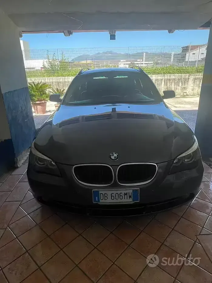 Usata BMW 520 163 CV (119 kW) 2006 Nero Station wagon