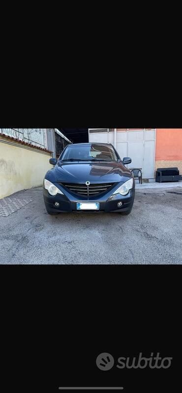 Usata 2010 Ssangyong (KGM) Actyon Monovolume | 4500 € (Cara) - Immagine 1/4