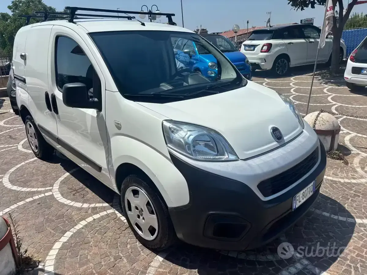 Usata Fiat Doblò Easy 69 CV (50 kW) 2017 Bianco Monovolume