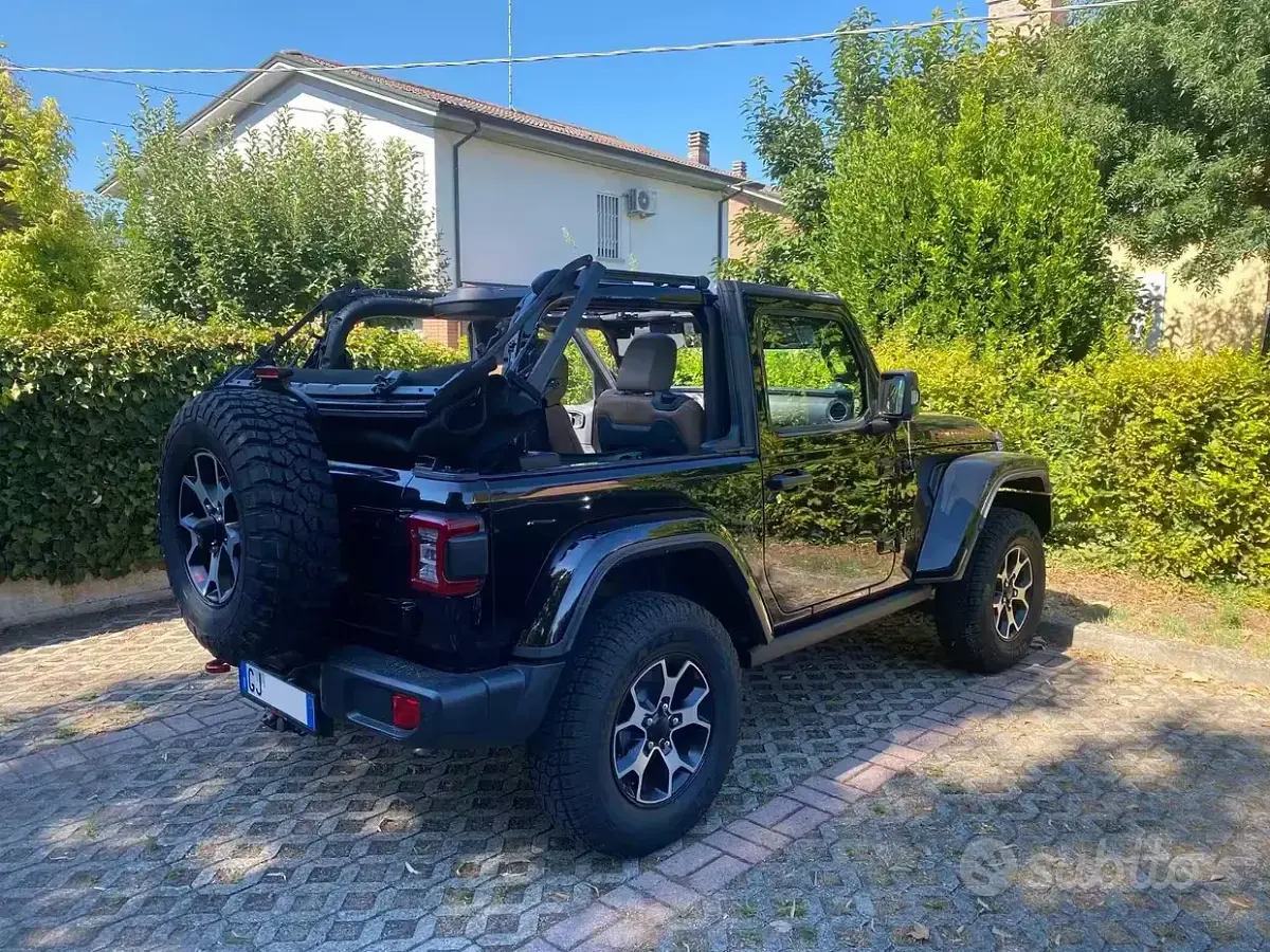 Usata Jeep Wrangler Rubicon 272 CV (200 kW) 2022 Nero SUV