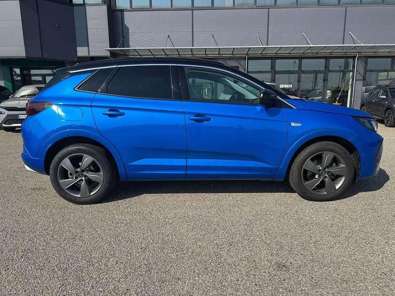 Usata Opel Grandland X Ultimate 131 CV (96 kW) 2022 Blu/azzurro SUV