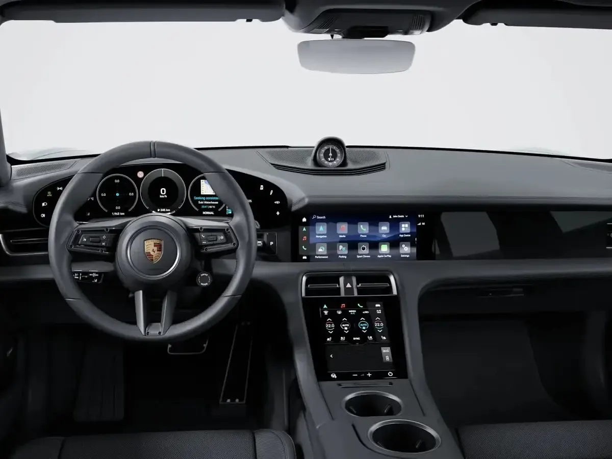Nuova Porsche Taycan Cross Turismo 300 kW (408 CV) 2026 Pale blue metallizzato