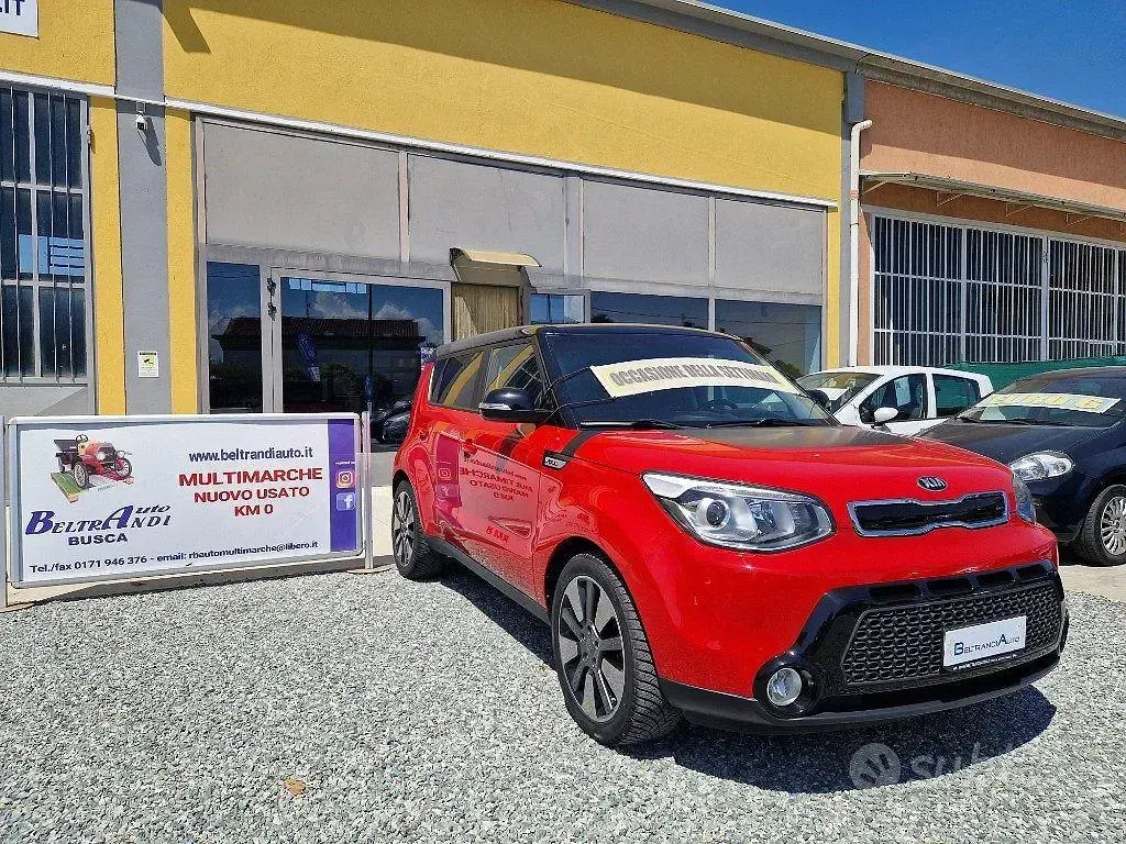 Usata Kia Soul 136 CV (100 kW) 2017 Rosso SUV