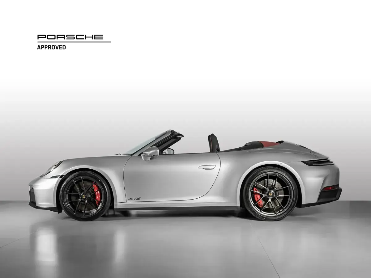 Usata Porsche 911 Carrera GTS 541 CV (397 kW) 2025 U2 argento gt metallizzato Cabrio