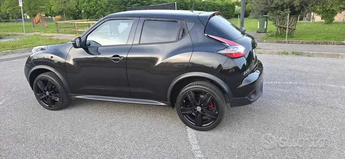 Usata Nissan Juke 110 CV (80 kW) 2015 Nero SUV