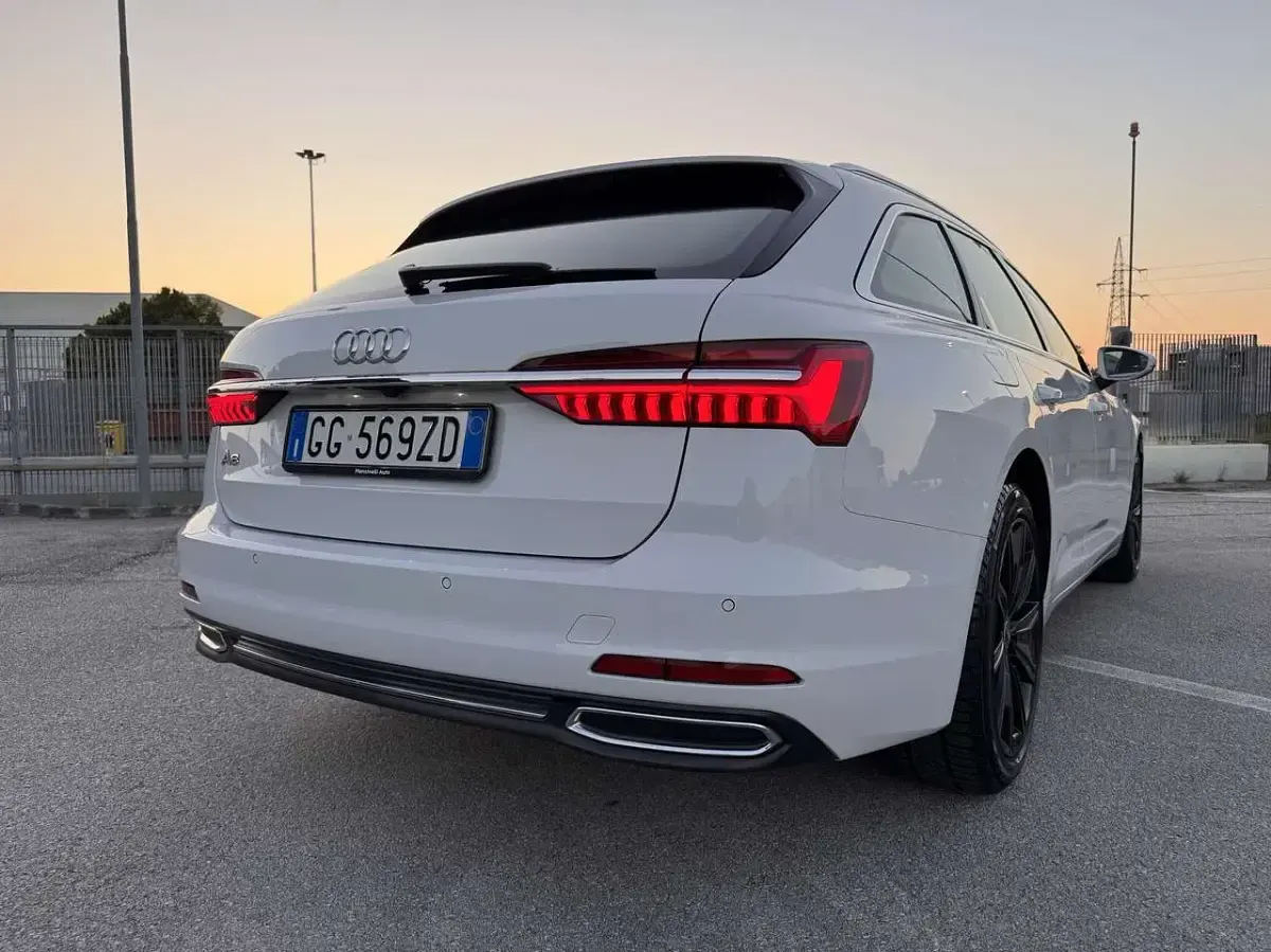 Usata Audi A6 Sport 204 CV (150 kW) 2022 Bianco Station wagon