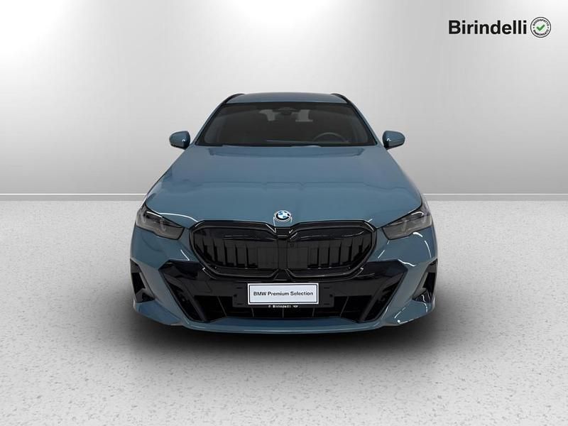 Usata BMW 520 Comfort Edition 197 CV (144 kW) 2024 Cape york green metallizzato Station wagon