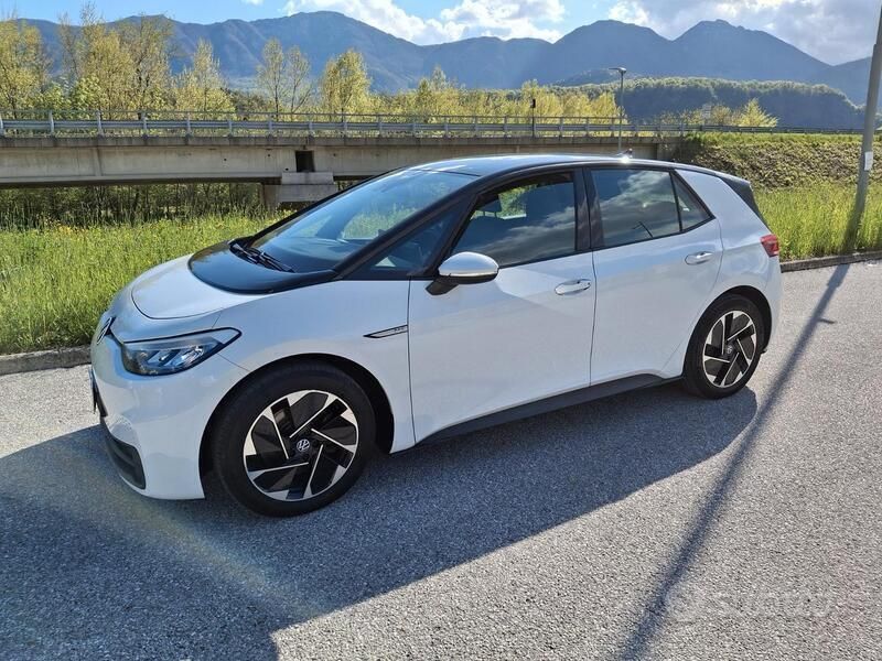 Usata 2021 VW ID.3 Due volumi | 18.950 € (Super prezzo) - Immagine 1/2