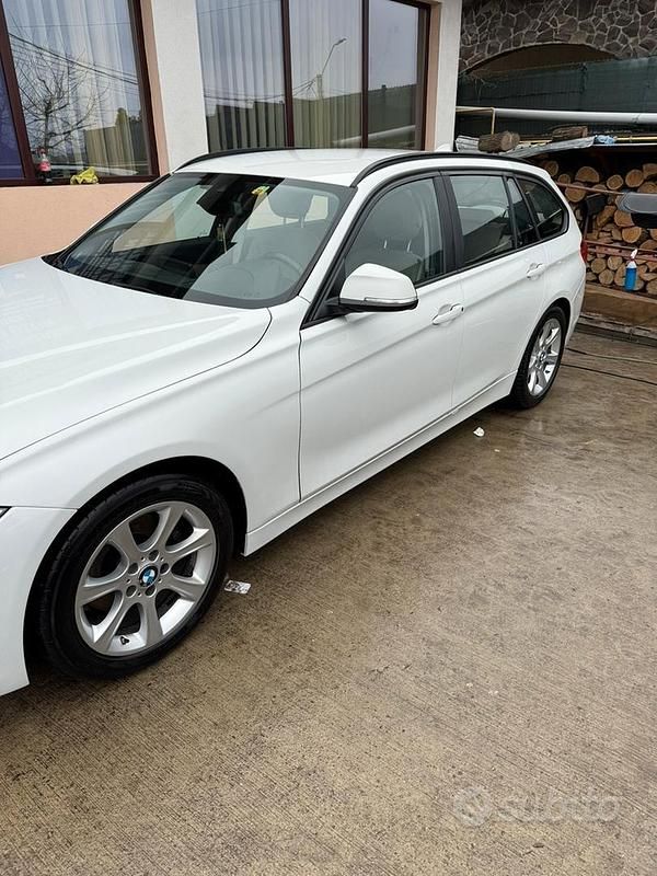 Usata BMW 320 Comfort Edition 190 CV (139 kW) 2018 Bianco Station wagon