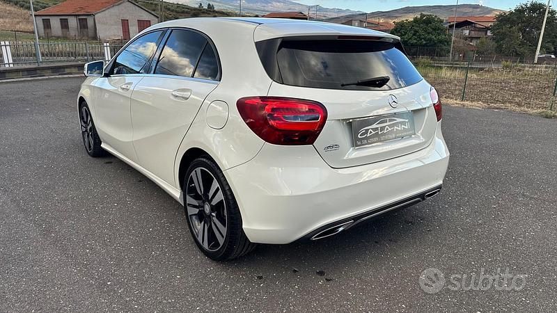Usata Mercedes A200 135 CV (99 kW) 2017 Bianco Berlina