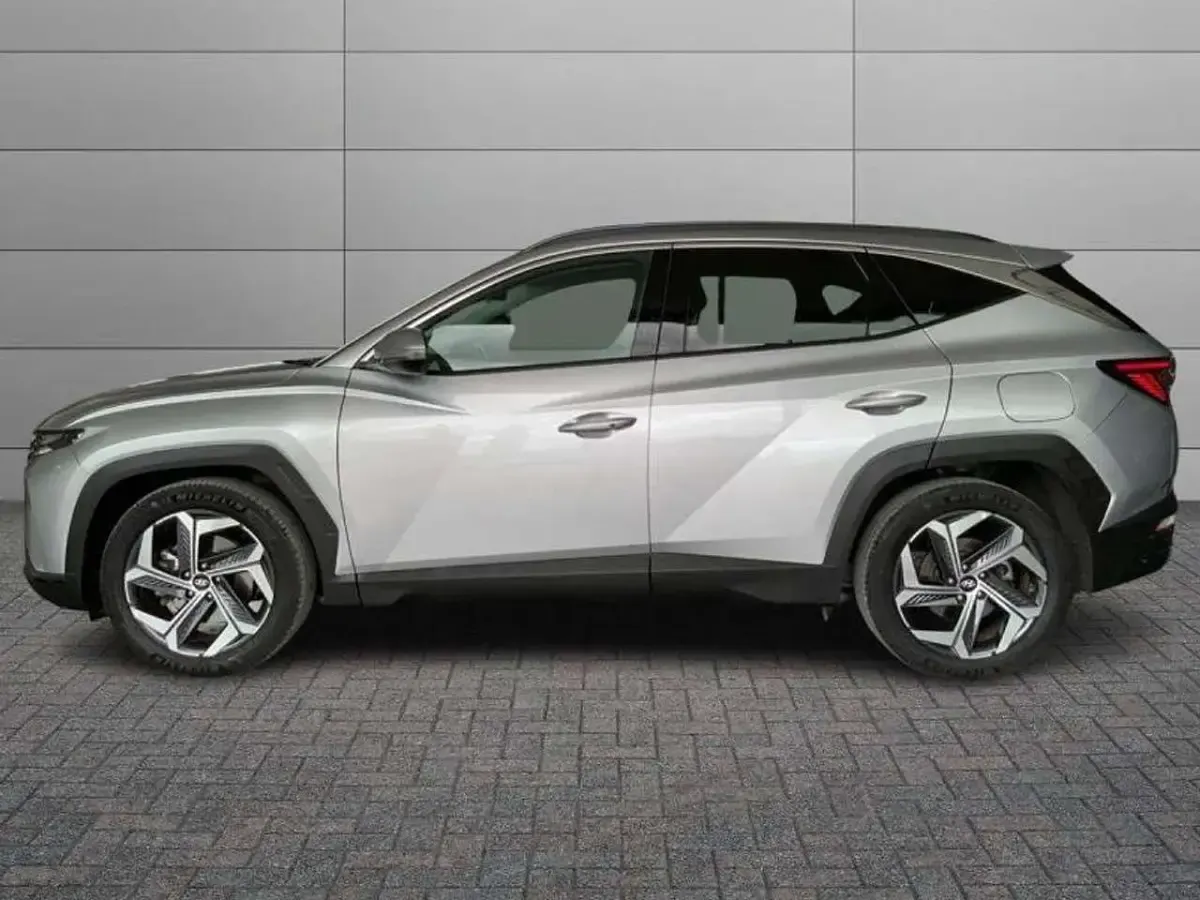 Usata Hyundai Tucson 150 CV (110 kW) 2024 Grigio SUV