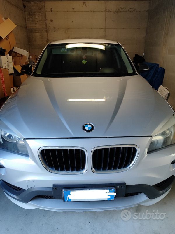 Grigio Usata 2014 BMW X1 SUV | 6800 € (Ottimo prezzo) - Immagine 1/4