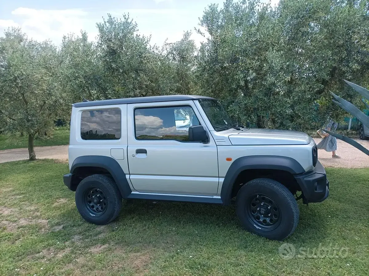 Usata Suzuki Jimny 102 CV (75 kW) 2023 SUV