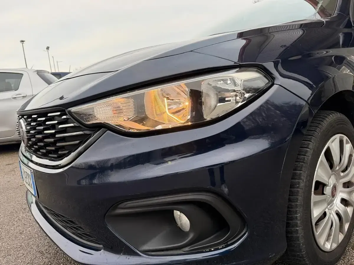 Usata Fiat Tipo 120 CV (88 kW) 2017 Blu Berlina