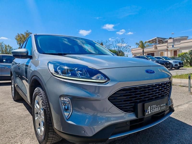 Usata Ford Kuga Titanium 120 CV (88 kW) 2022 Grigio SUV