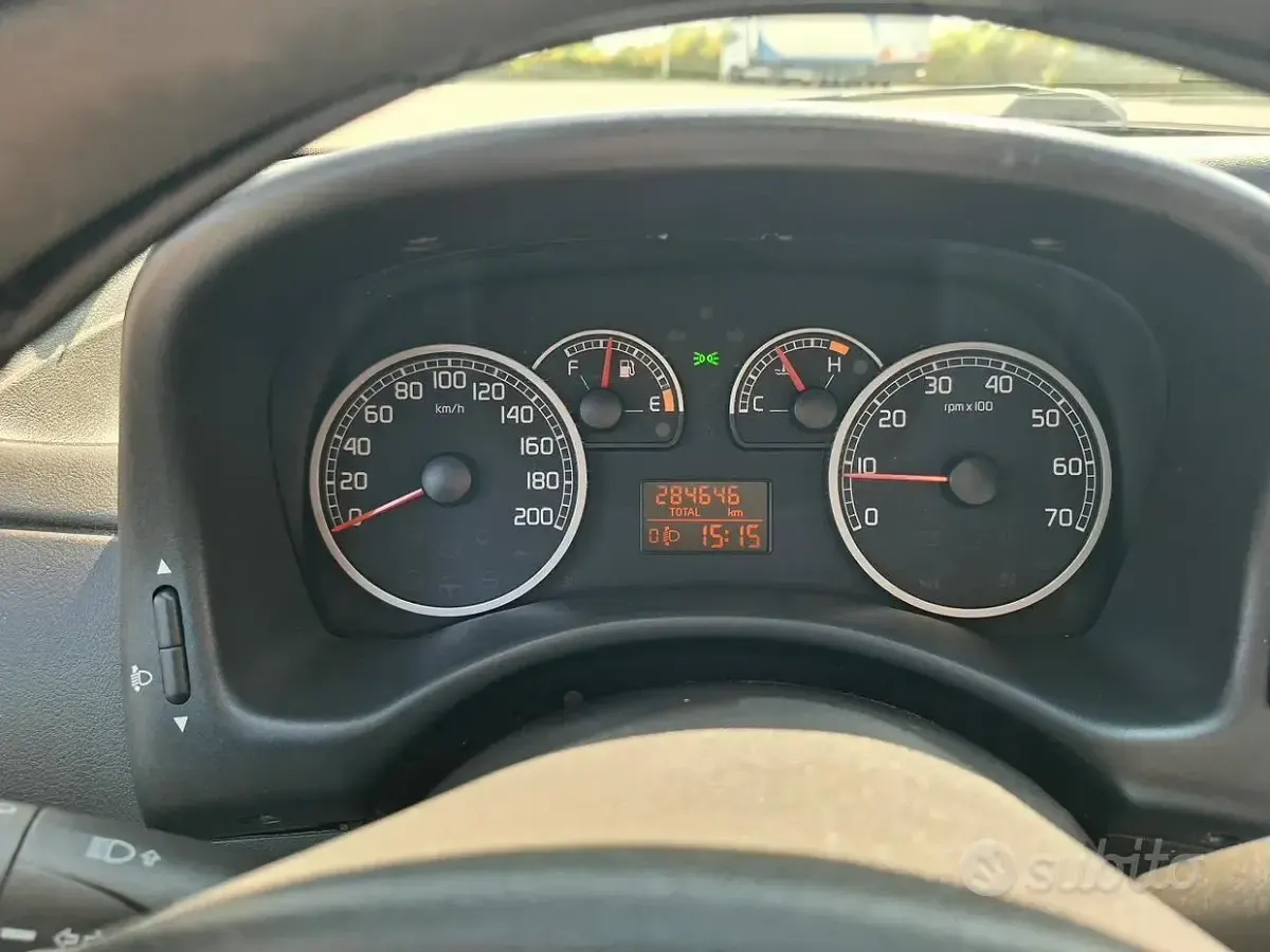 Usata Fiat Punto 60 CV (44 kW) 2008 Blu Utilitaria