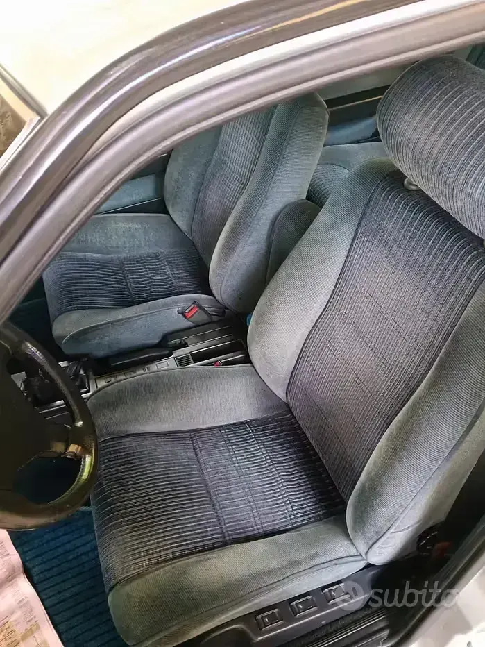 Usata Alfa Romeo 164 207 CV (152 kW) 1991 Grigio Berlina