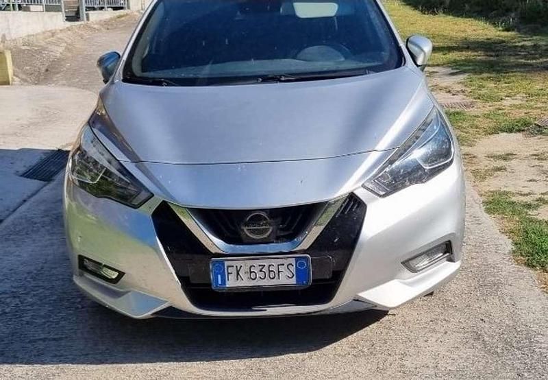 Usata Nissan Micra Acenta 90 CV (66 kW) 2017 Grigio Utilitaria
