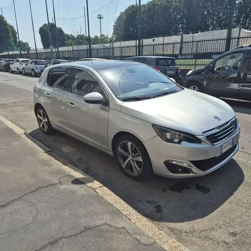 Usata Peugeot 308 Allure 120 CV (88 kW) 2017 Berlina