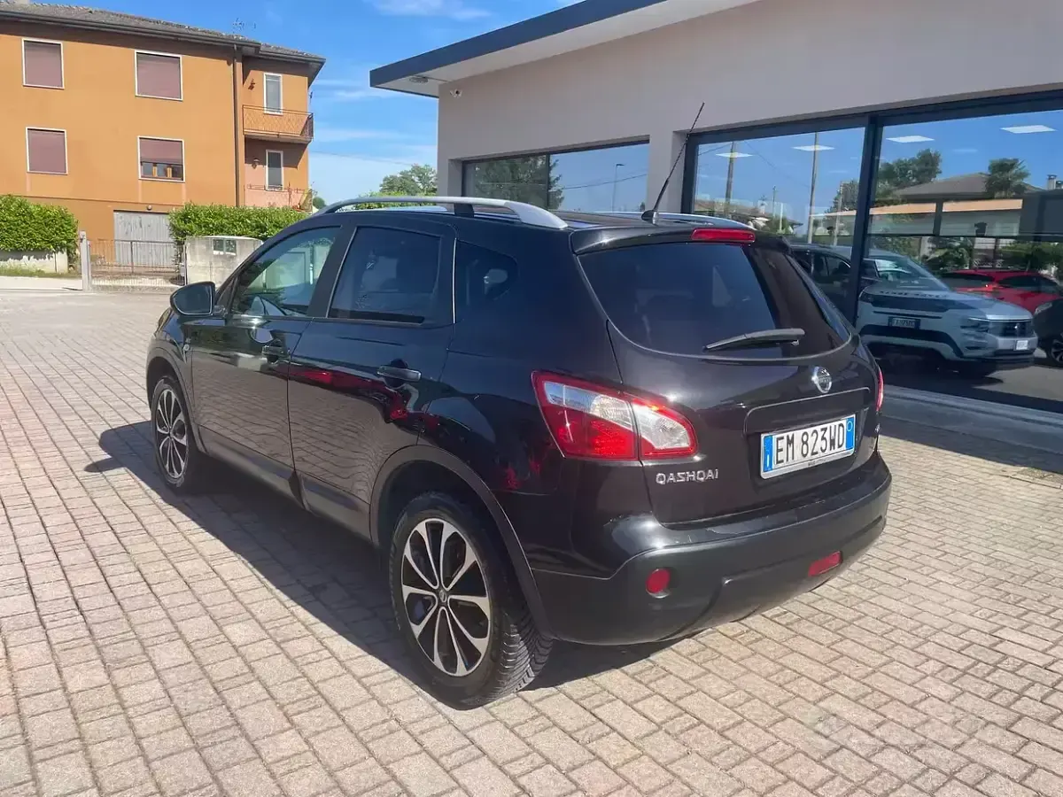 Usata Nissan Qashqai Tekna 110 CV (80 kW) 2012 Nero SUV