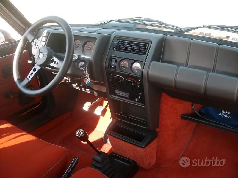 Usata Renault R5 93 CV (68 kW) 1980 Nero Utilitaria